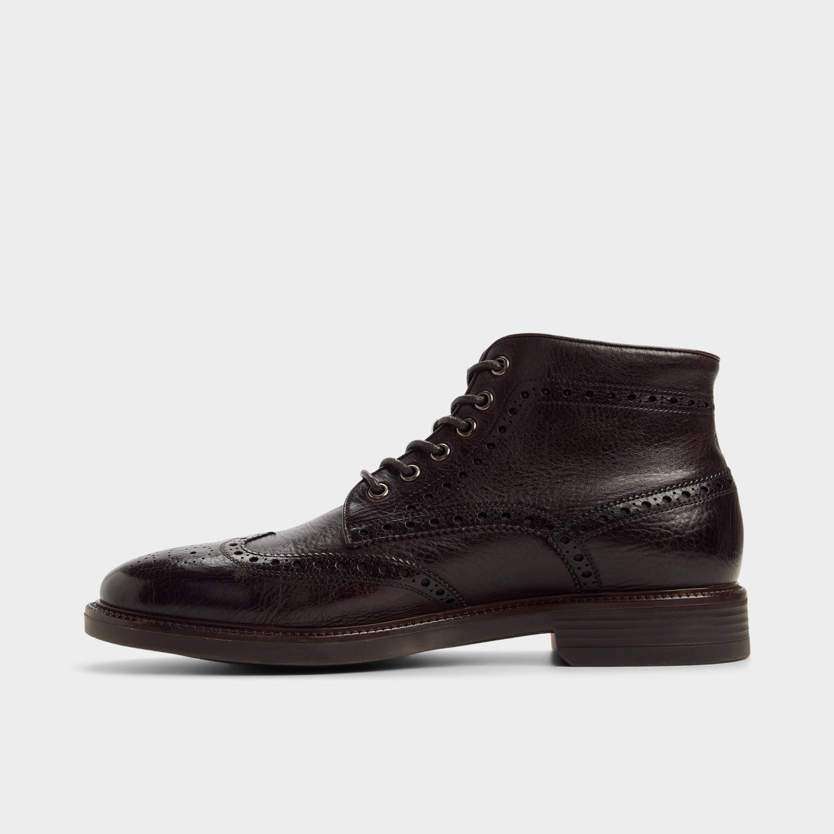 Vue latérale de Brun foncé Colombo Bottillon de brogue