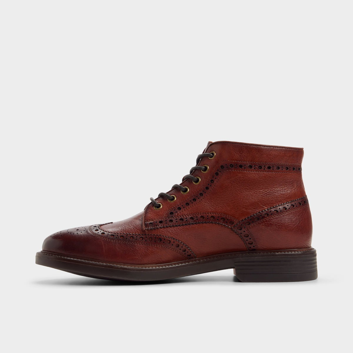 Vue latérale de Brun Colombo Bottillon de brogue