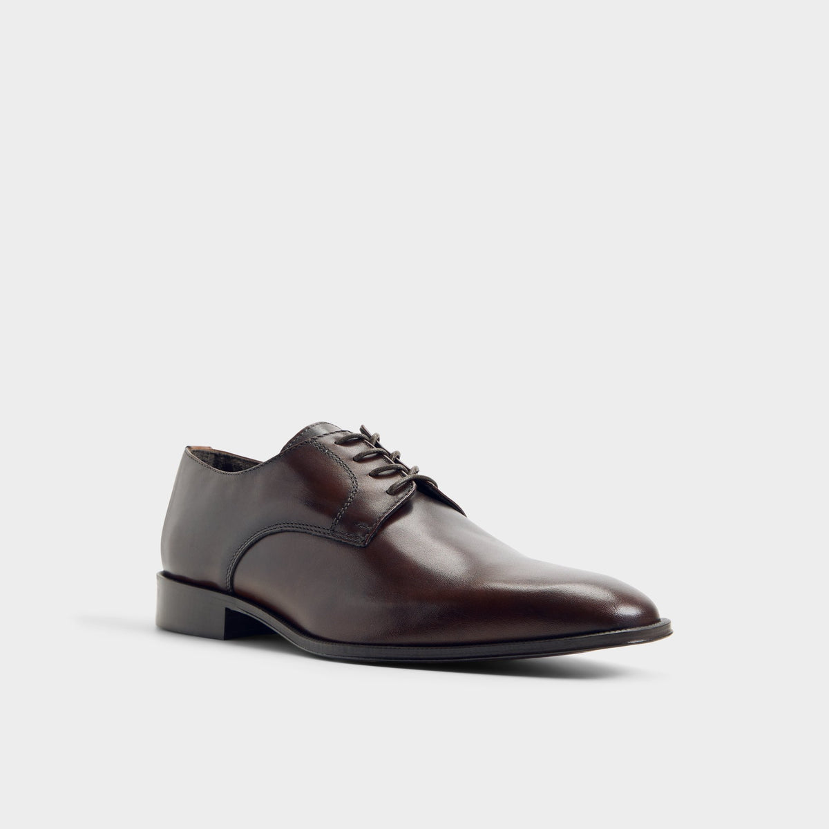 Three-quarter angle of Brown Benardo Derby shoe's front side