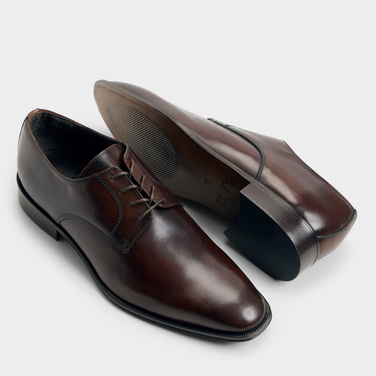 Highlighted view of a pair of Brown Benardo Derby shoes