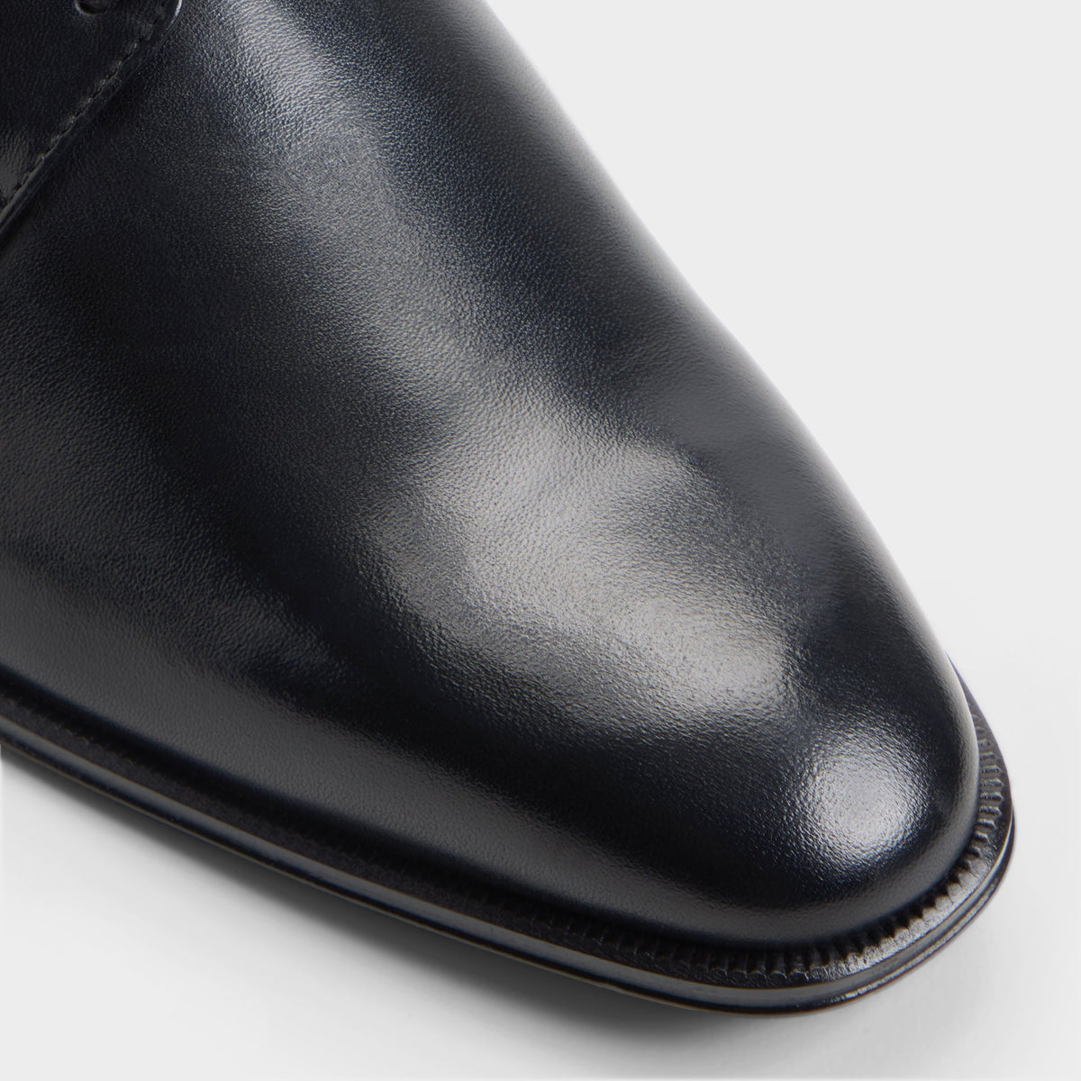 Gros plan de la Noir Benardo Chaussure derby