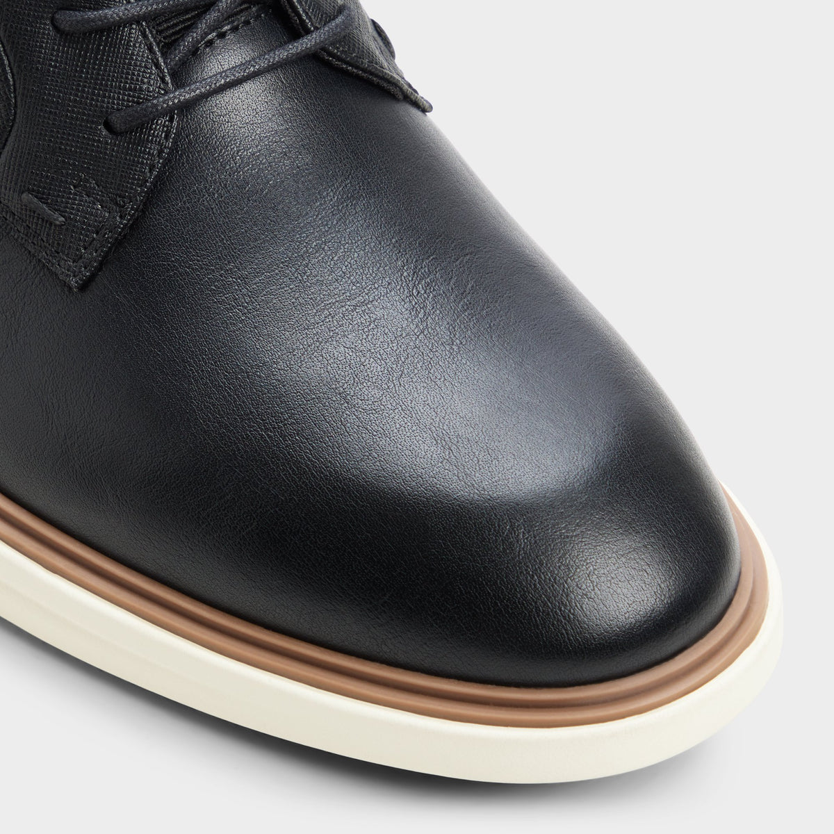 Close-up of the Black Tadeo Oxford shoe