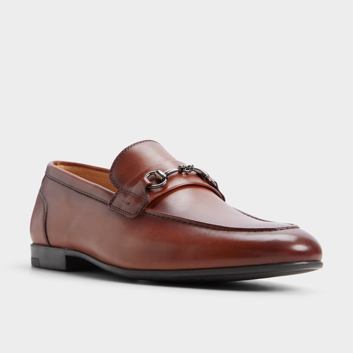 Three-quarter angle of Cognac Marvin Loafer's back side