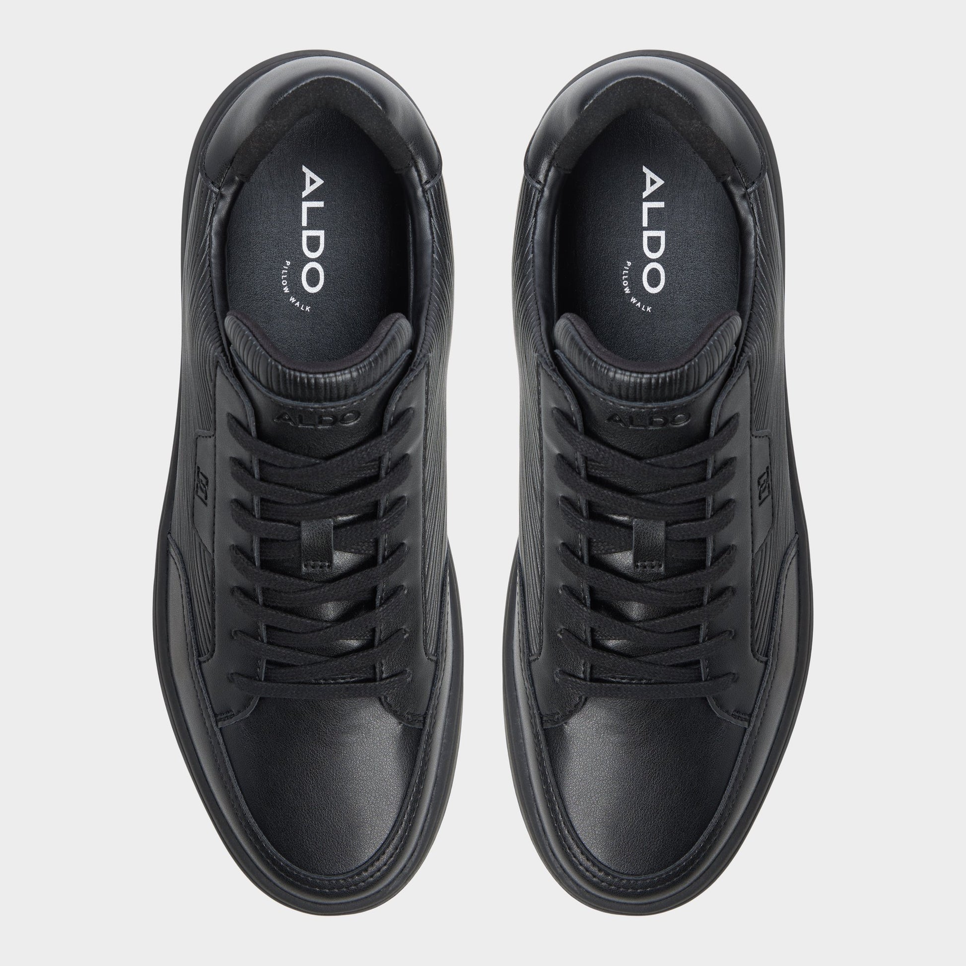 Top-down view of the Black/black Miko Low top sneaker