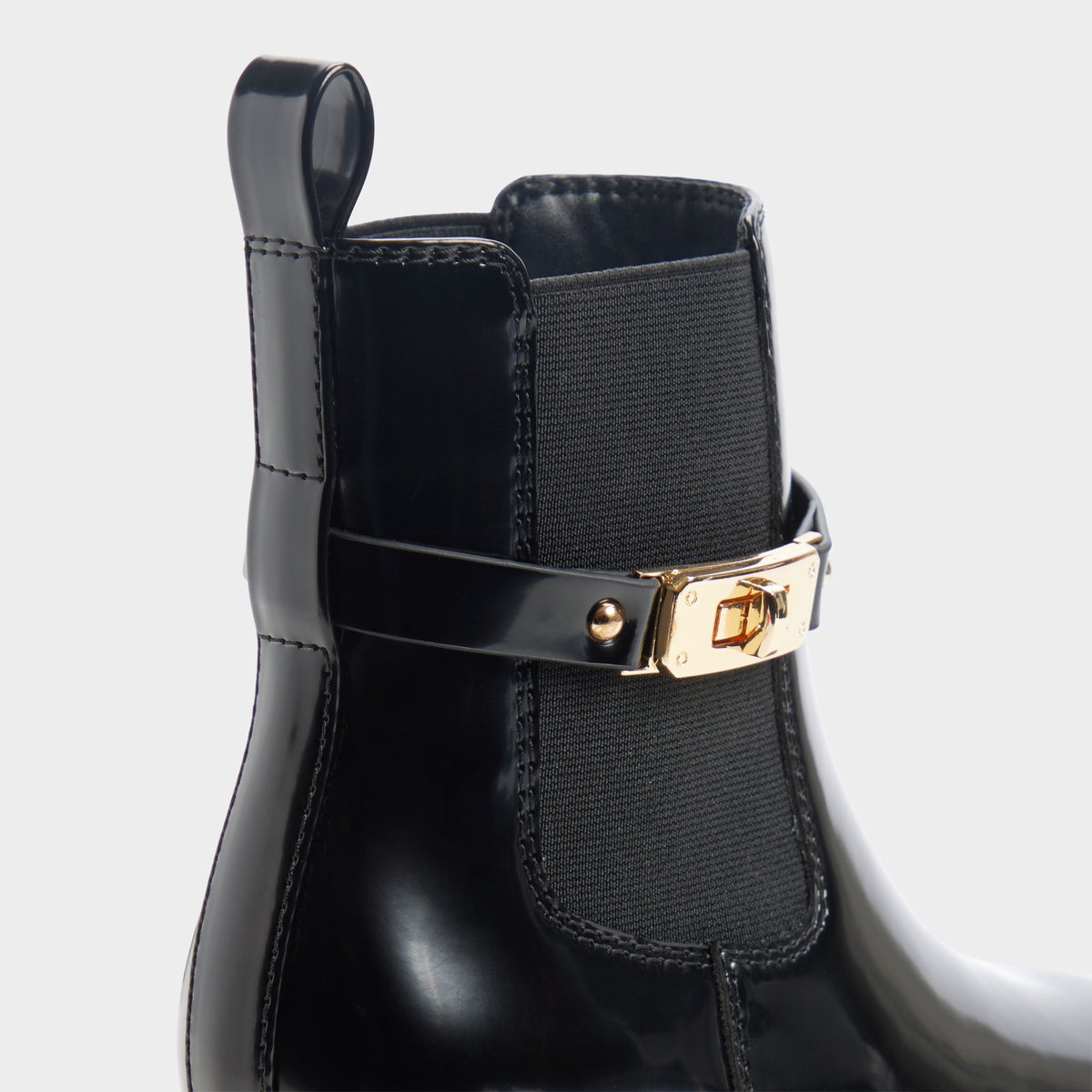 Close-up of the Black Anneissa Lug sole hiking boot