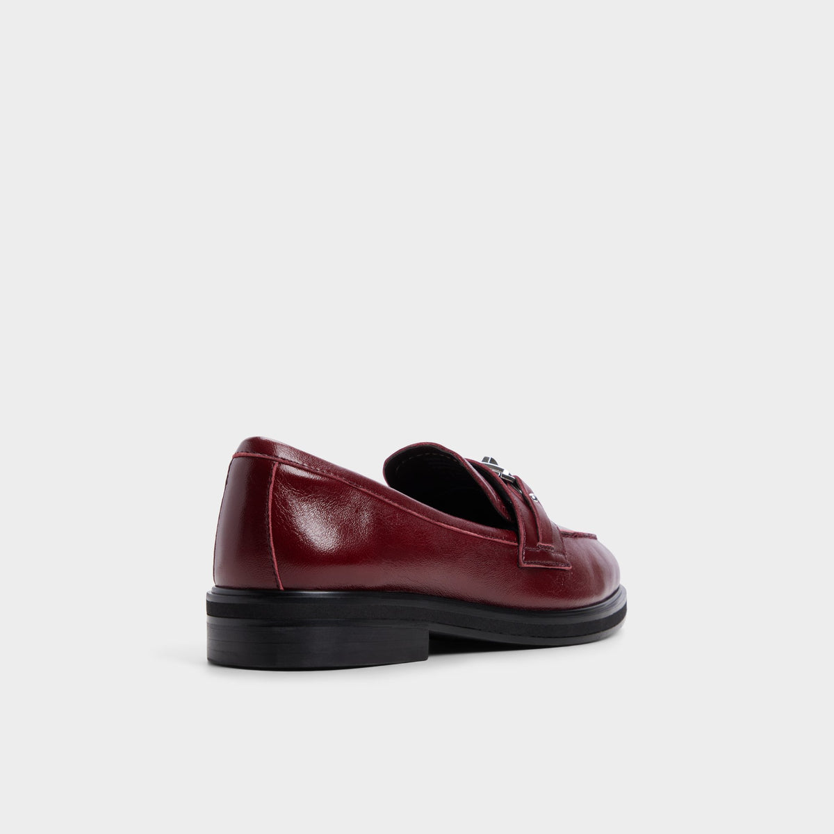 Three-quarter angle of Bordo Biatrice Loafer's back side