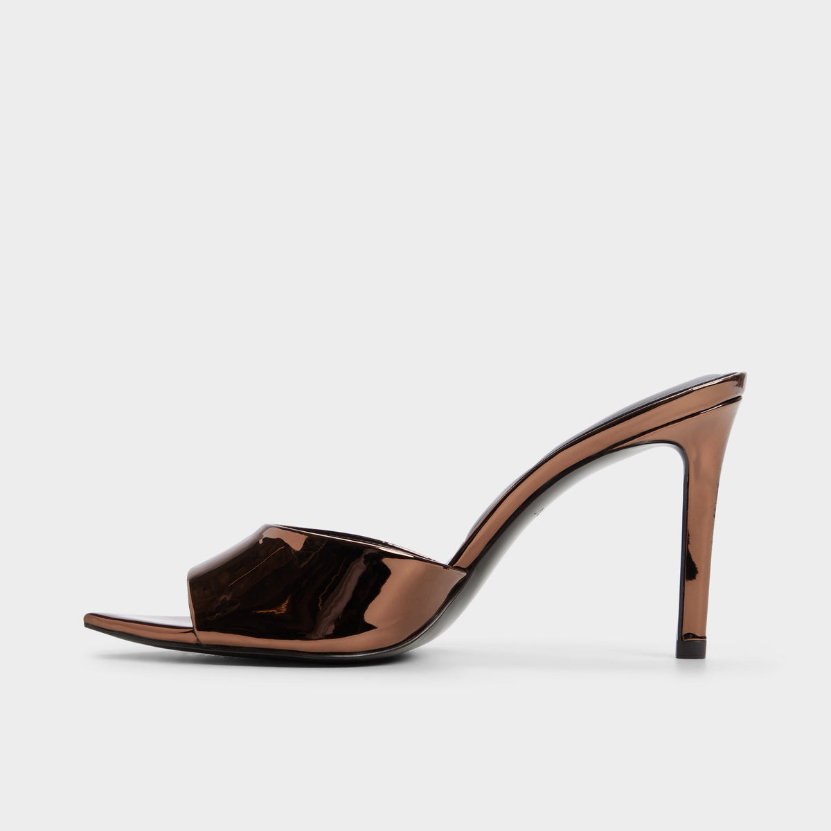 Side view of Medium brown Anniebrilden Heeled mule