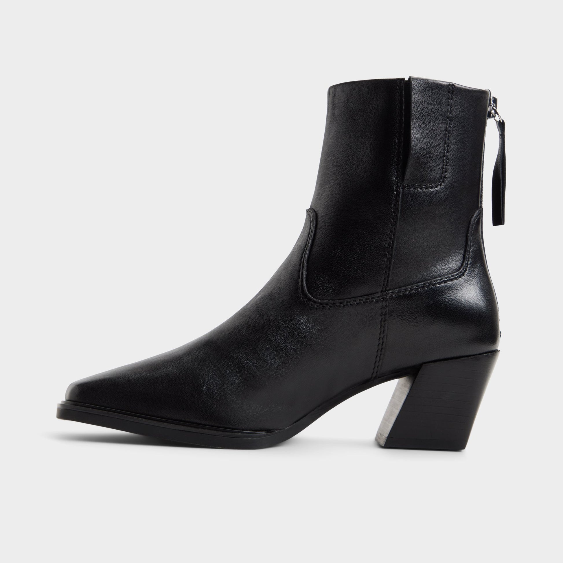 Side view of Black Ybiraweth Block heel ankle boot