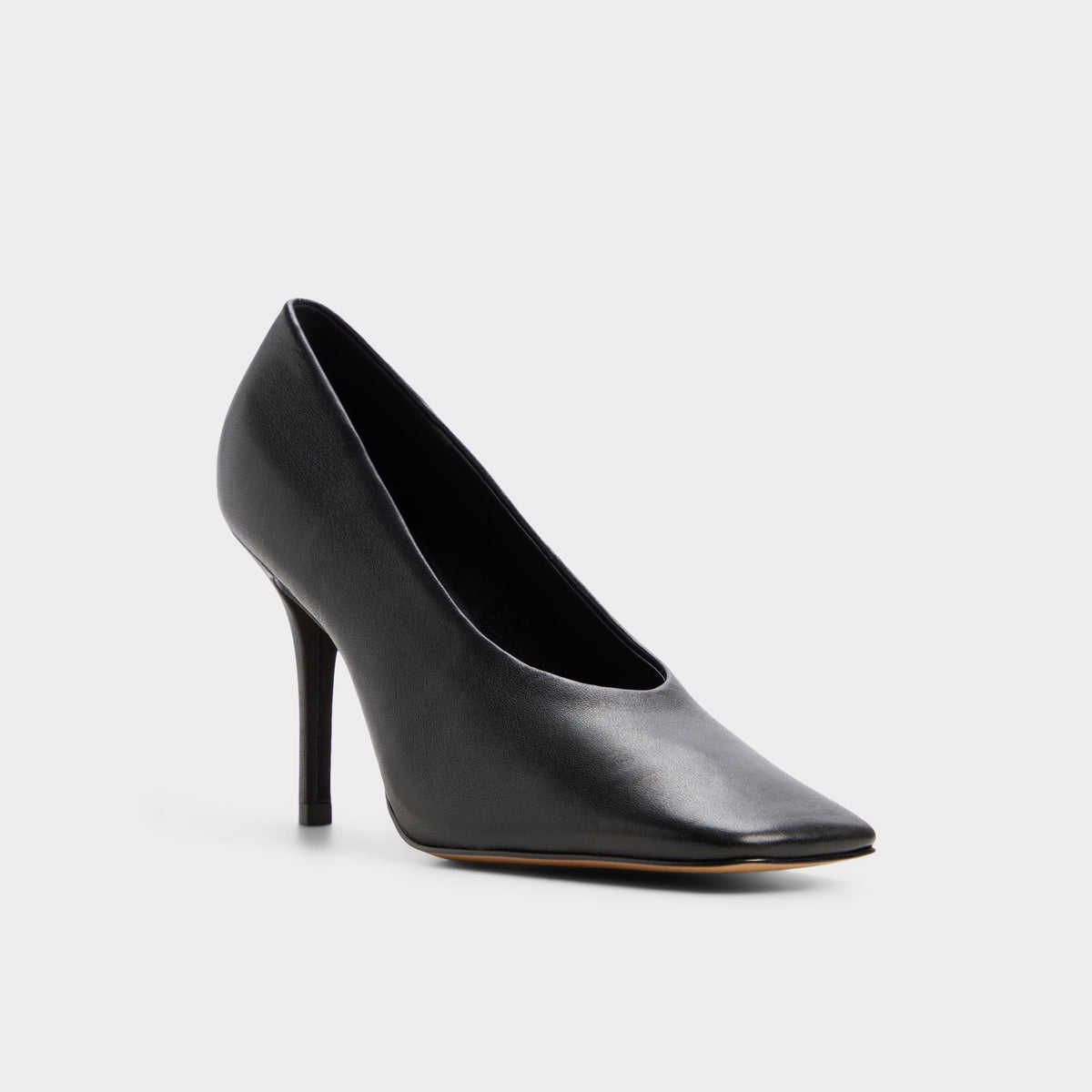 Three-quarter angle of Black Velia High heel shoe's front side