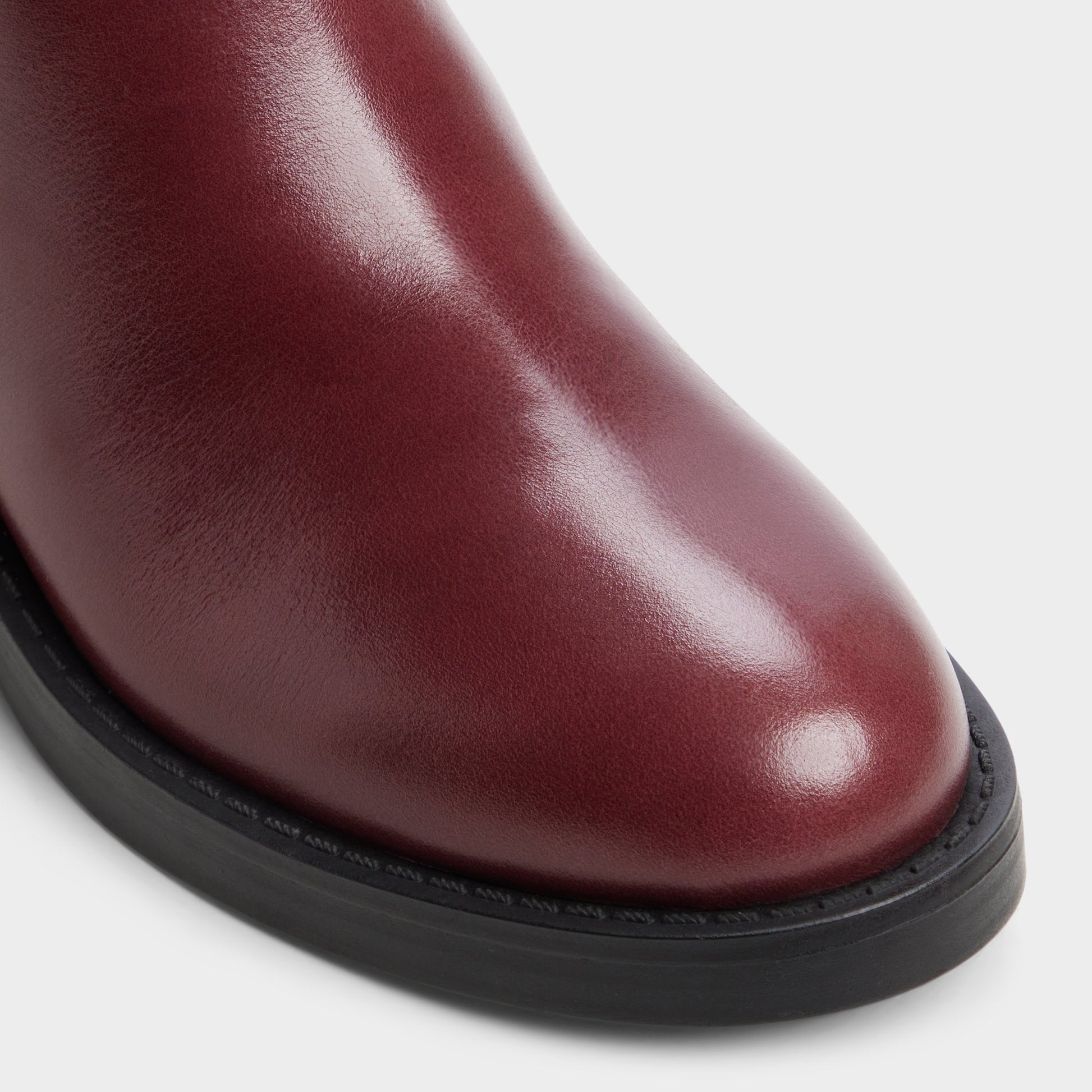 Close-up of the Bordo Eleaner Knee-high boot