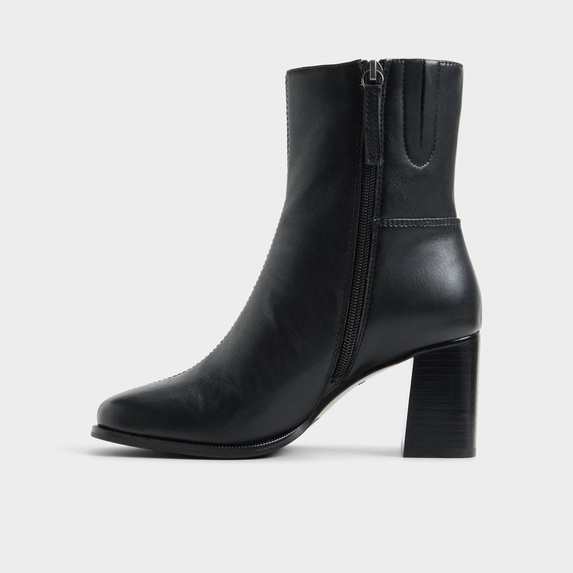 Vue latérale de Noir Marllie Bottillon à talon bloc
