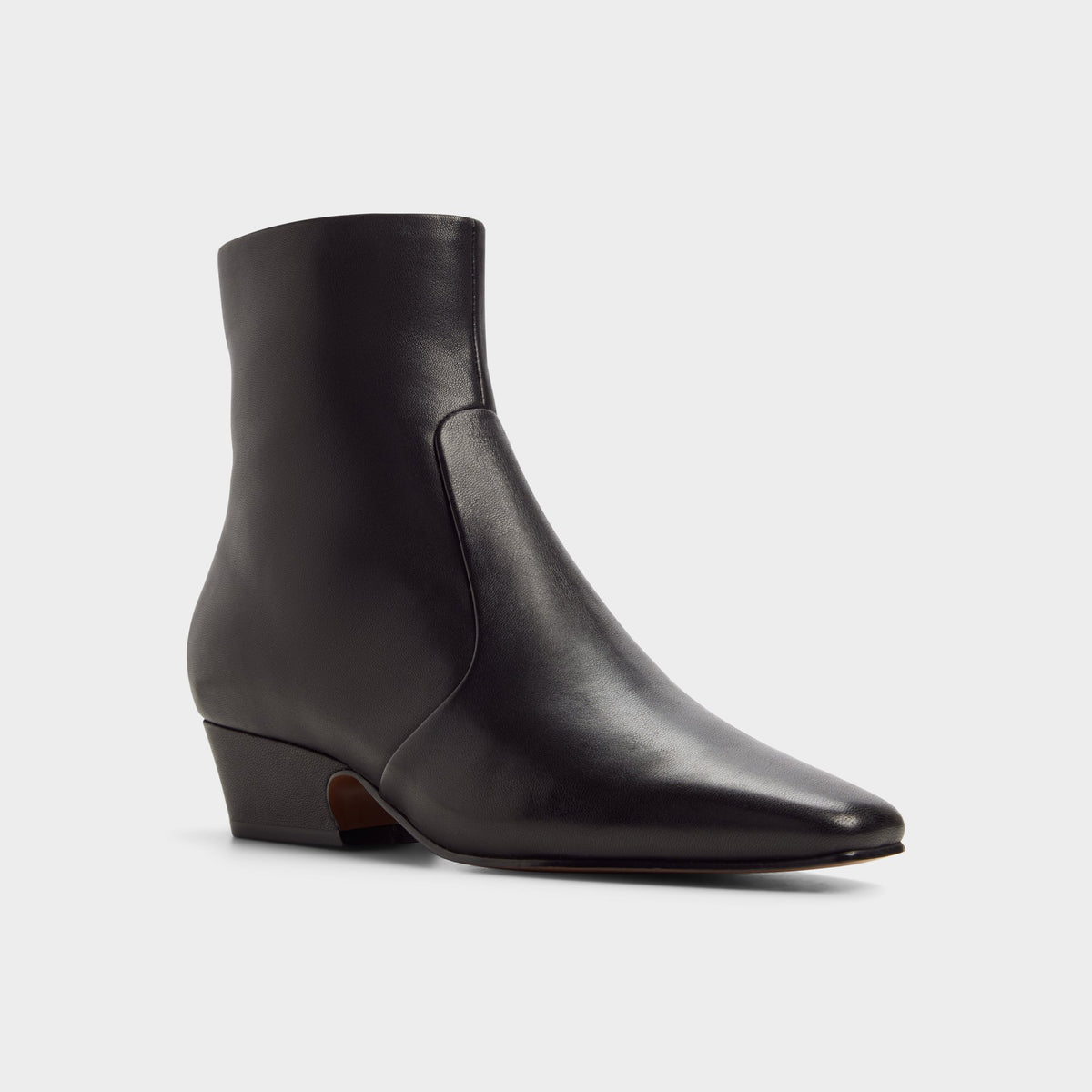 Three-quarter angle of Black Frannie Block heel western boot's front side