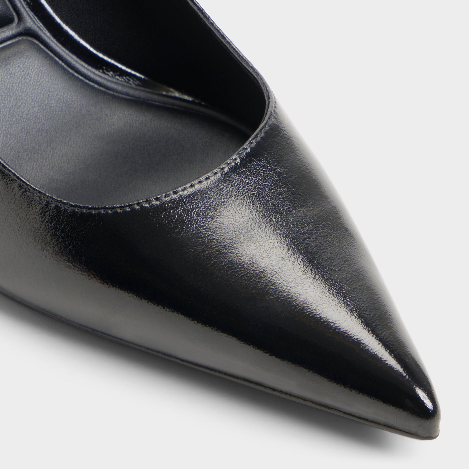 Close-up of the Black Syliaah Slingback high heel