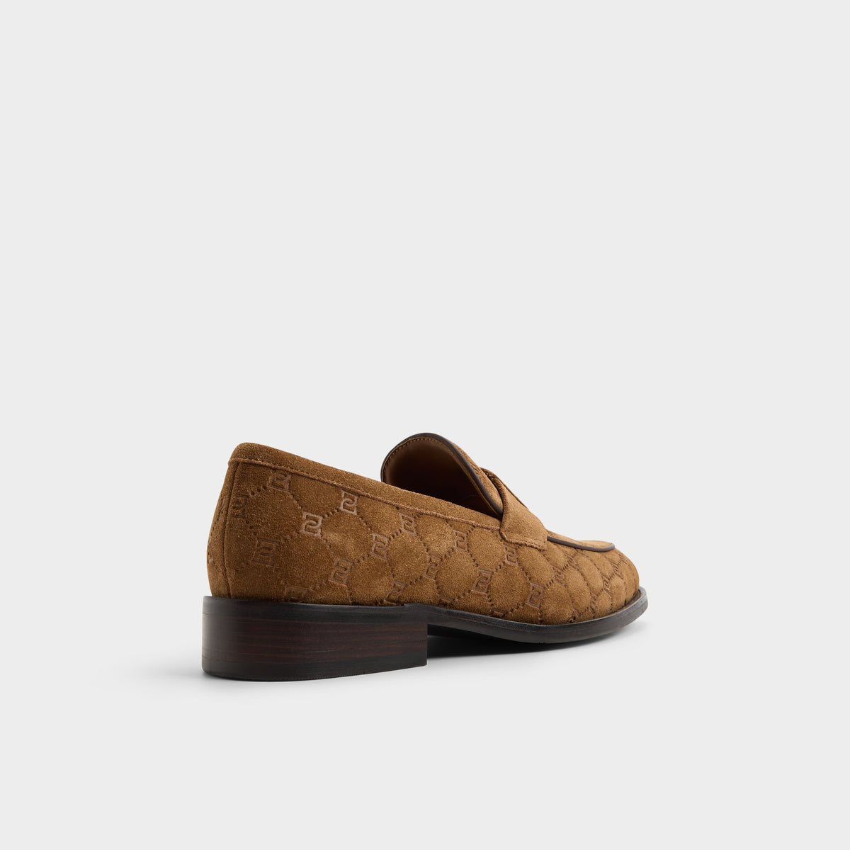 Angle de trois quarts de l'arrière de Beige Beck Mocassin