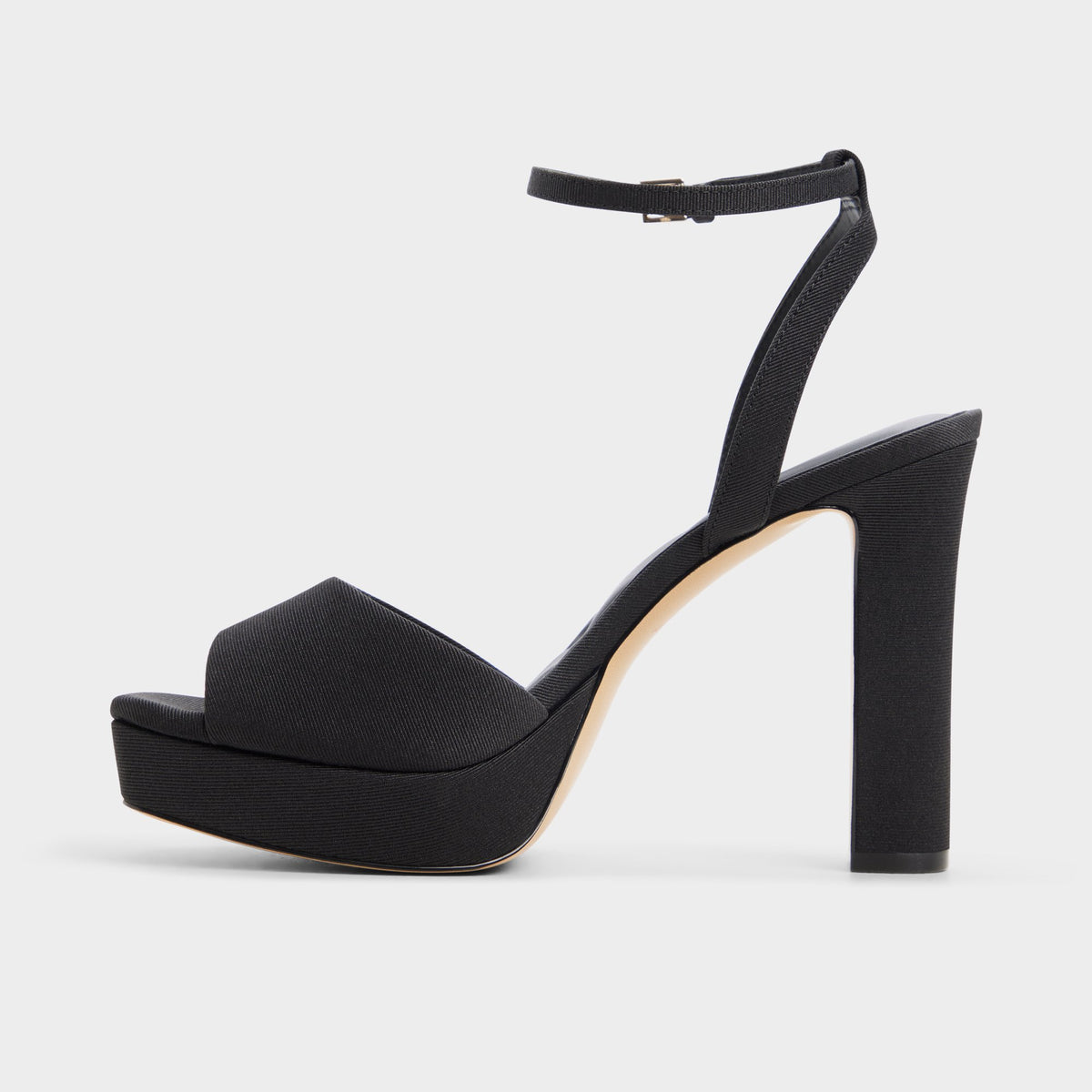 Side view of Other black Chicgleam