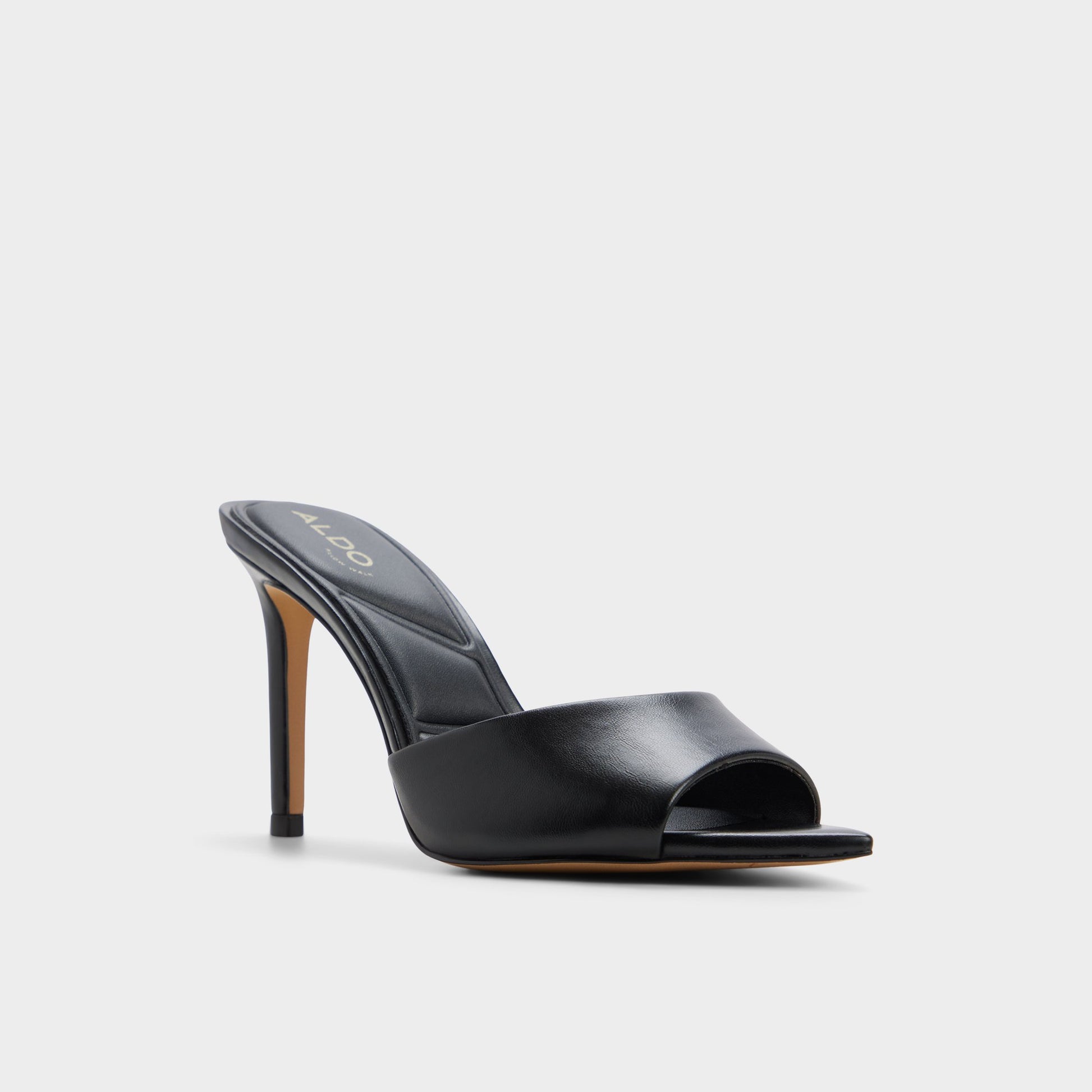Three-quarter angle of Open black Anniebrilden Heeled mule's front side