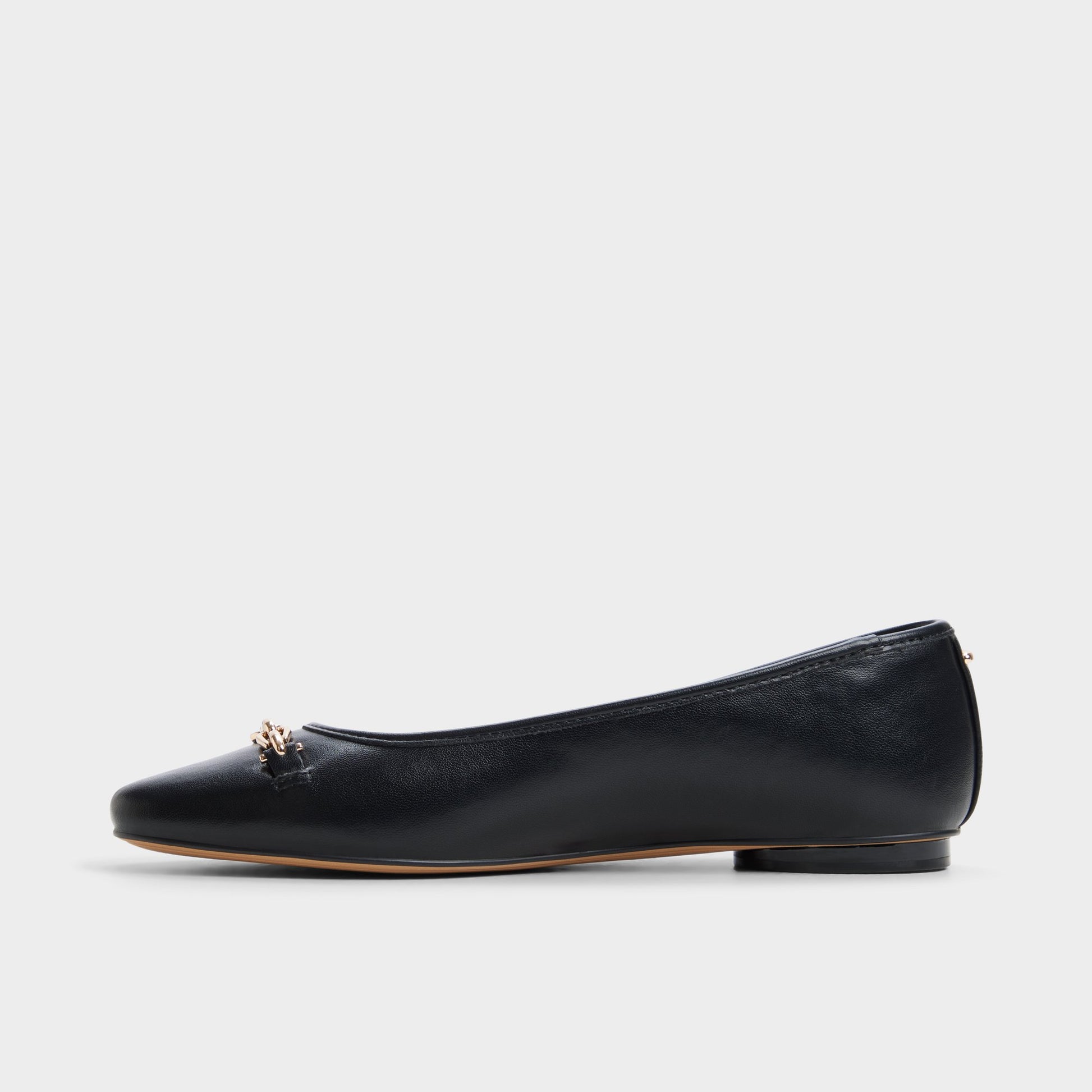 Vue latérale de Noir Krishella Ballerine