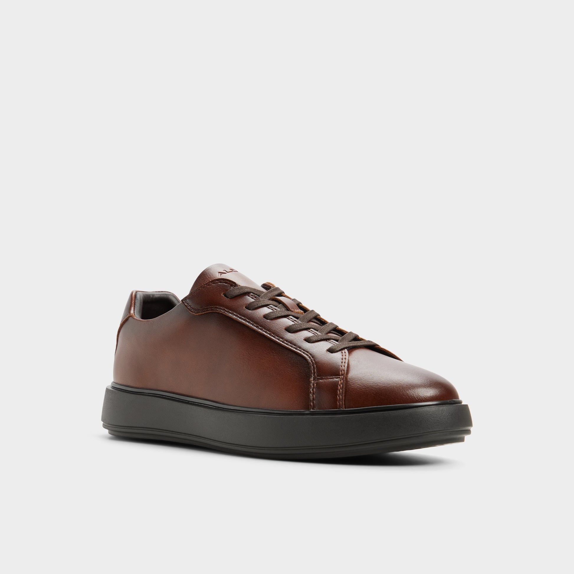 Three-quarter angle of Tan Elloi Low top sneaker's front side