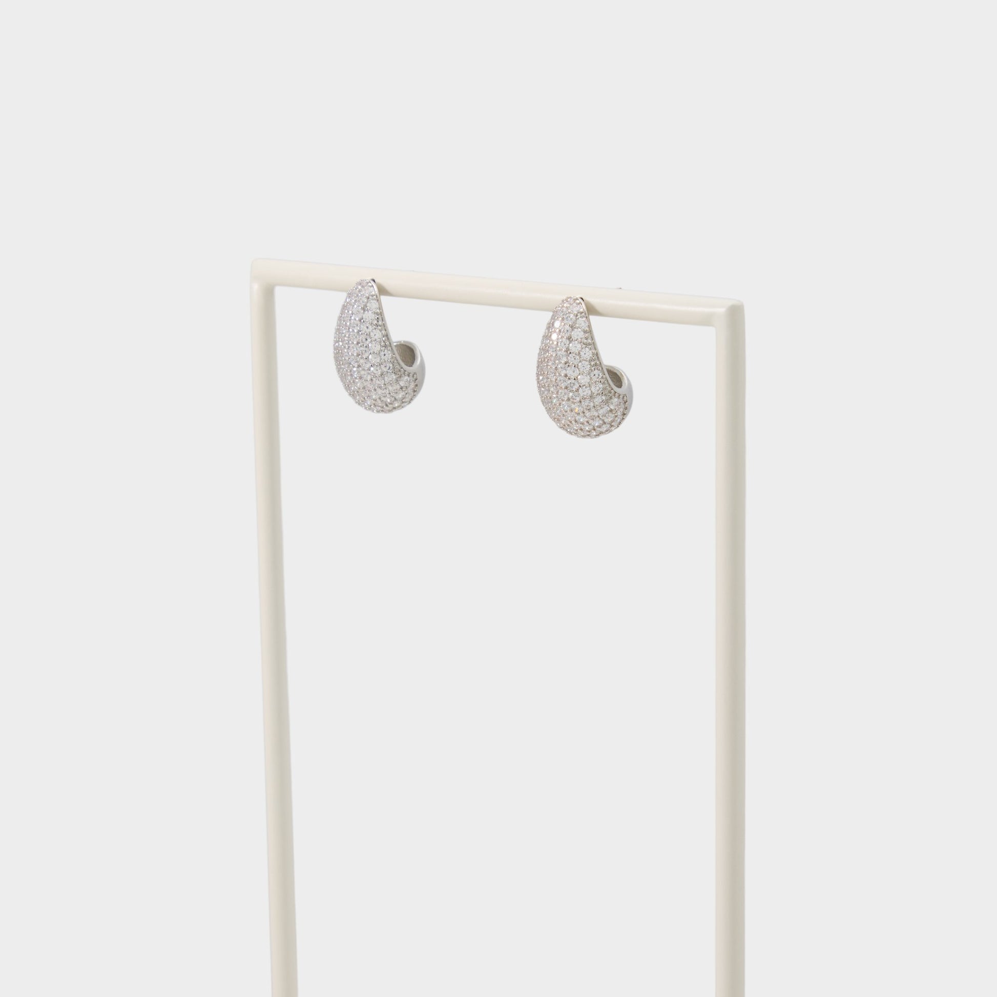 Product media for Adeladar