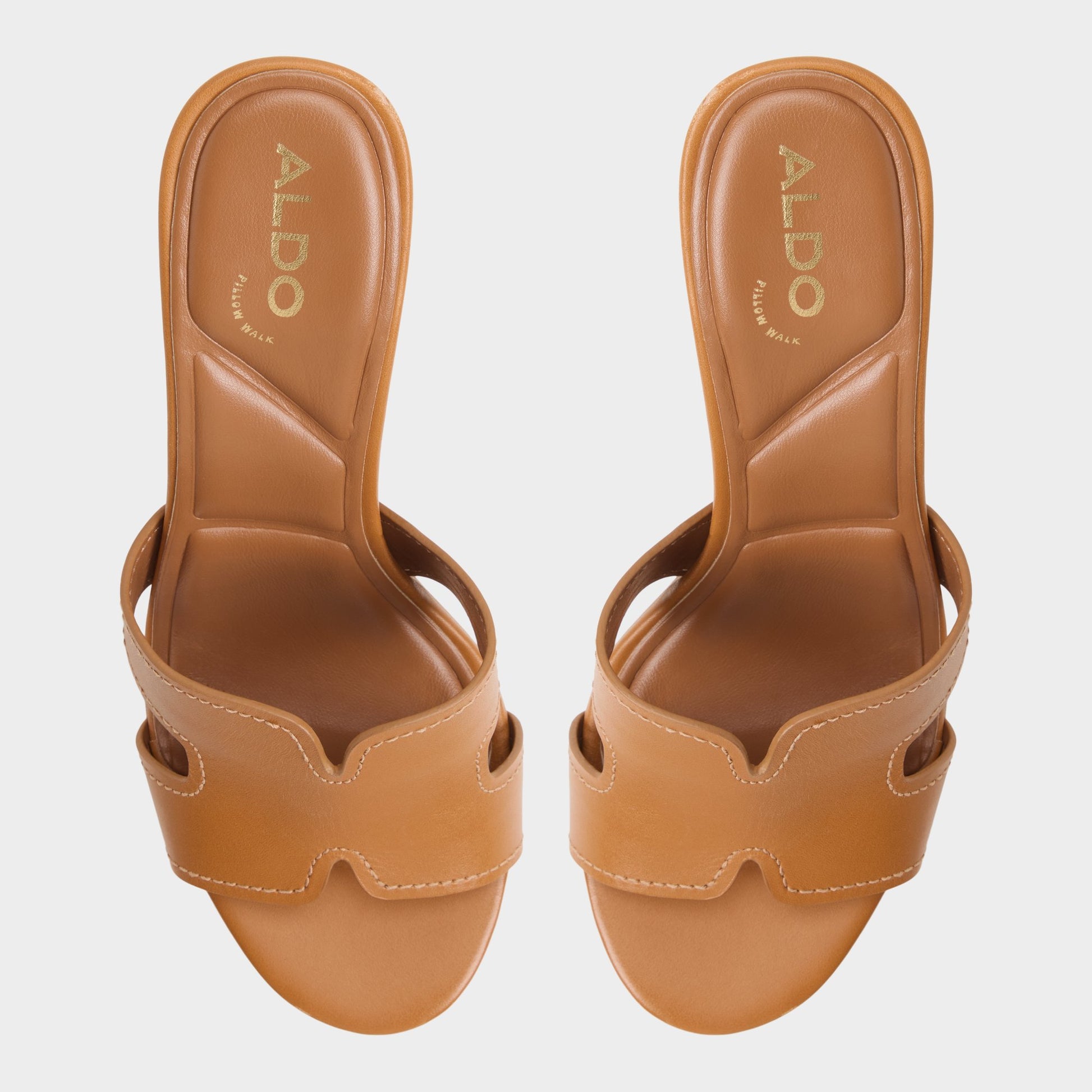 Top-down view of the Medium brown Itplatform Heeled mule