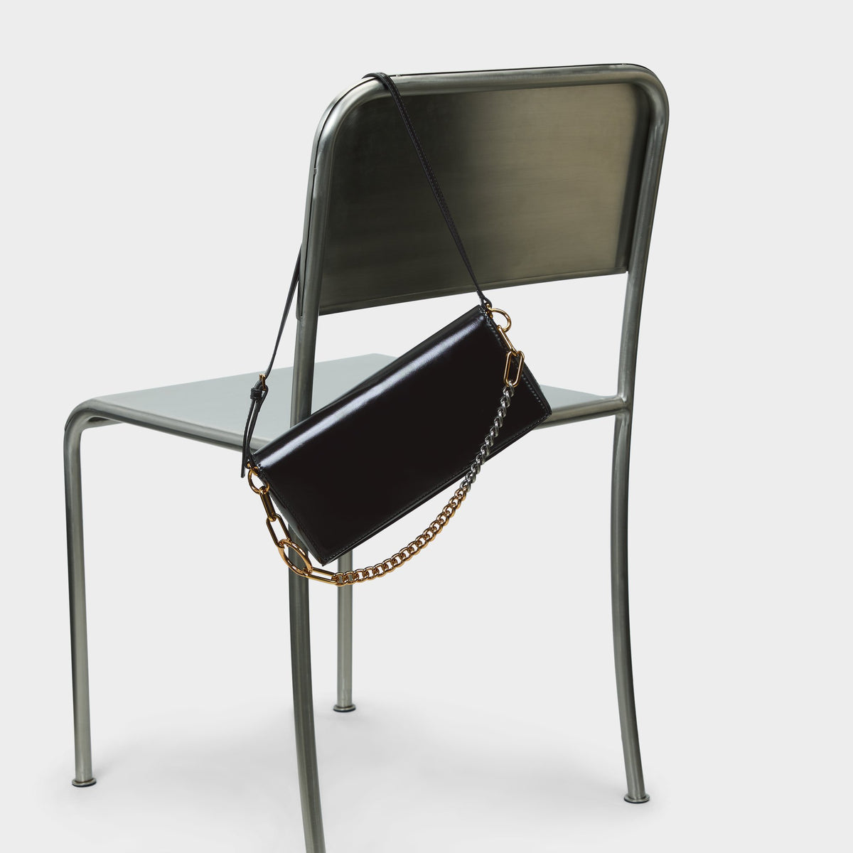 Product media for Carmenne