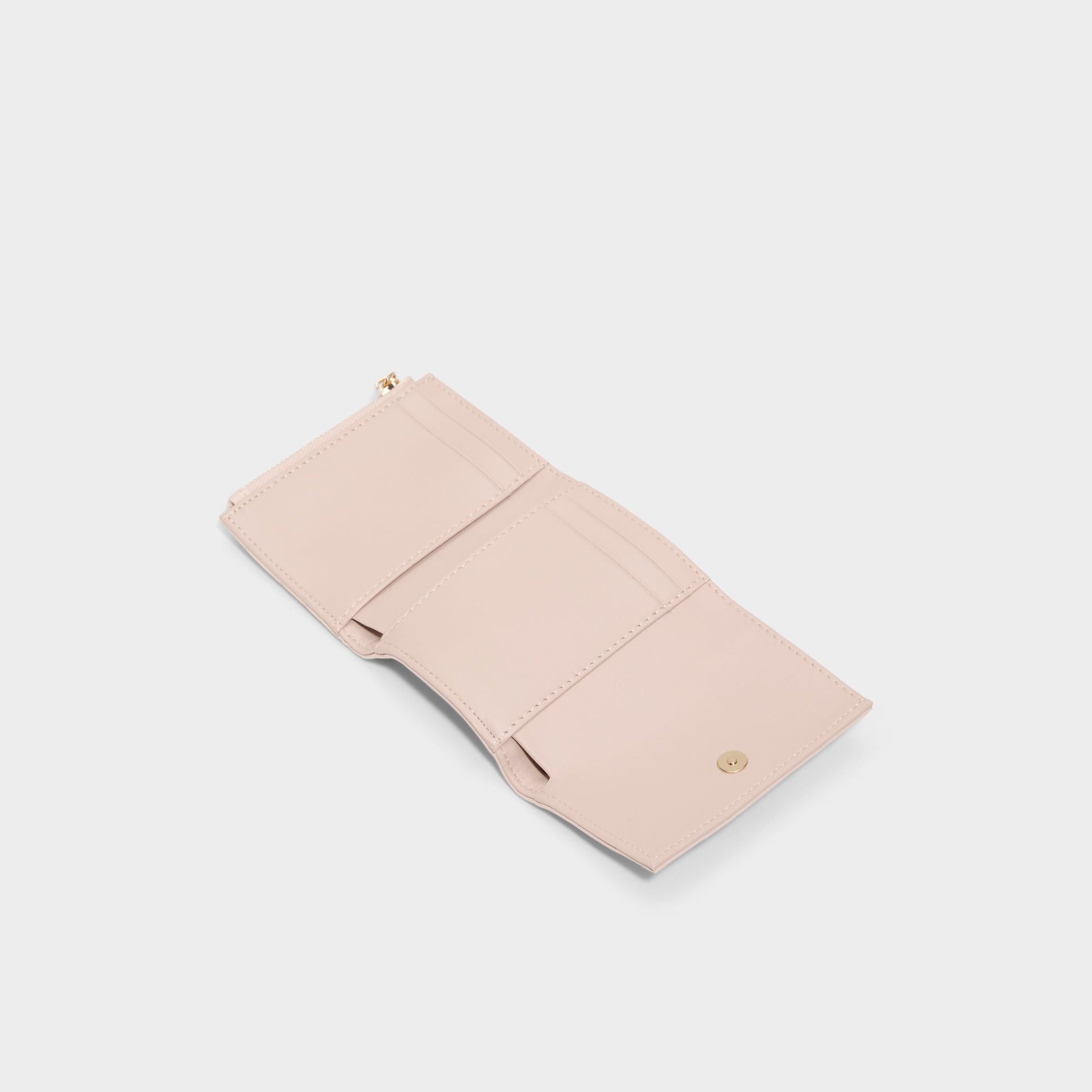Product media for Salliy