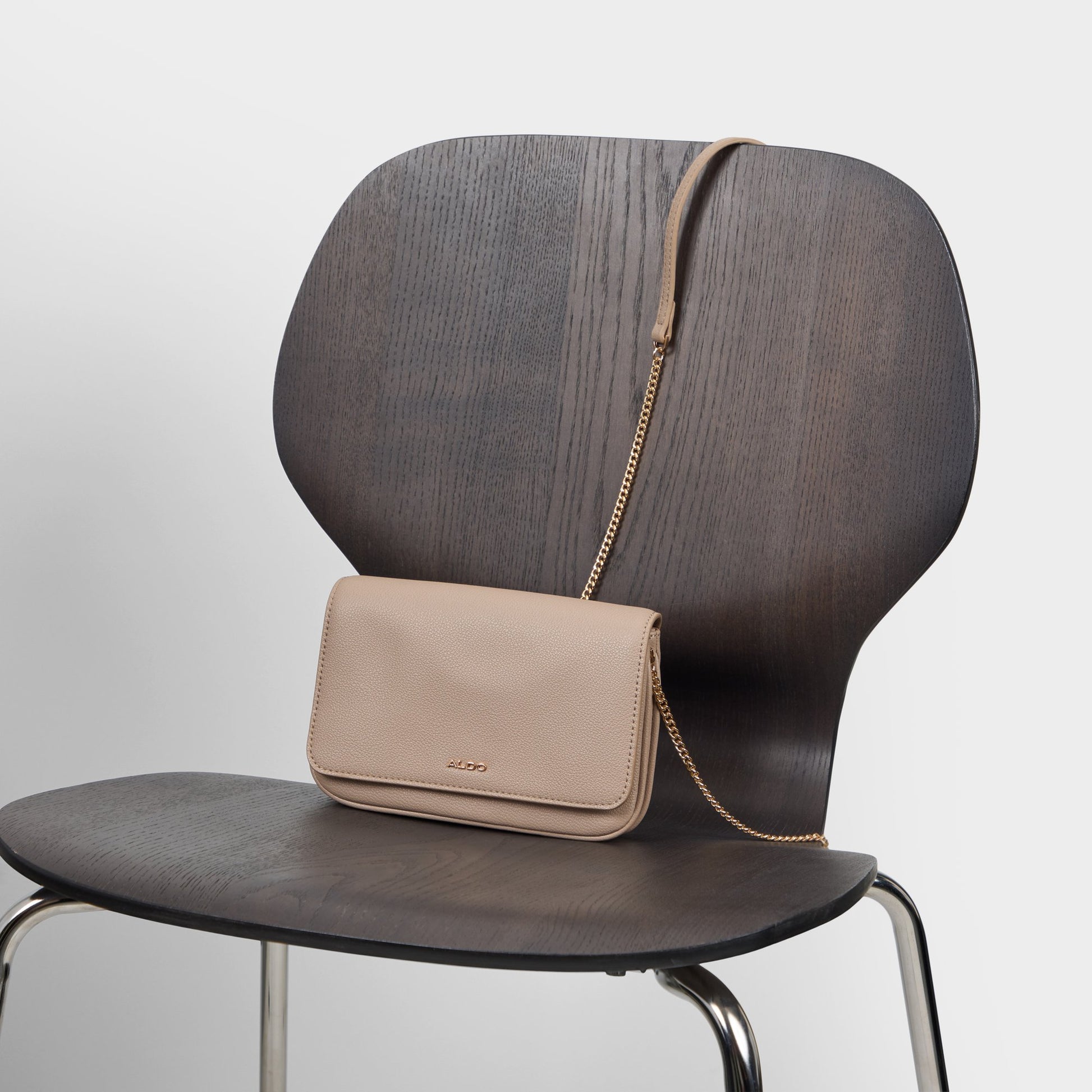 Product media for Riverly