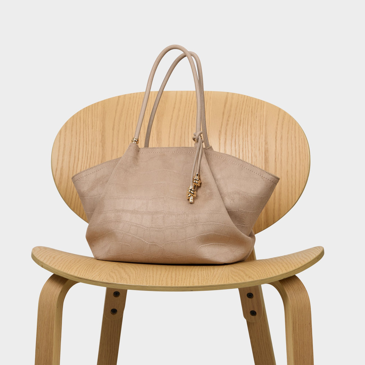 Support produit pour Le Sac Fourre-Tout Puissant