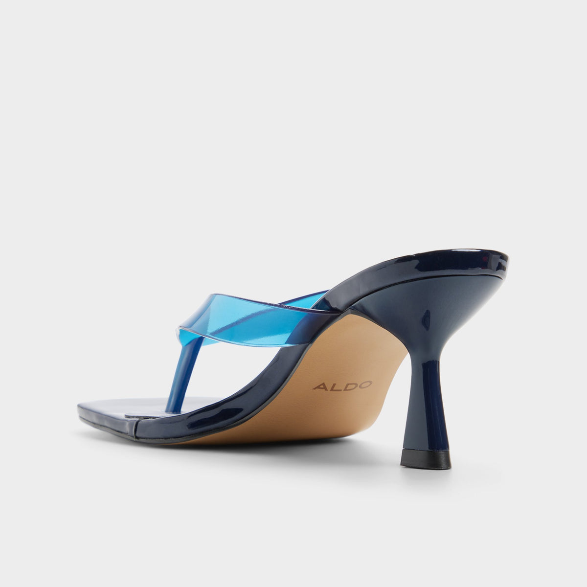 Vue latérale de Blue Izabele