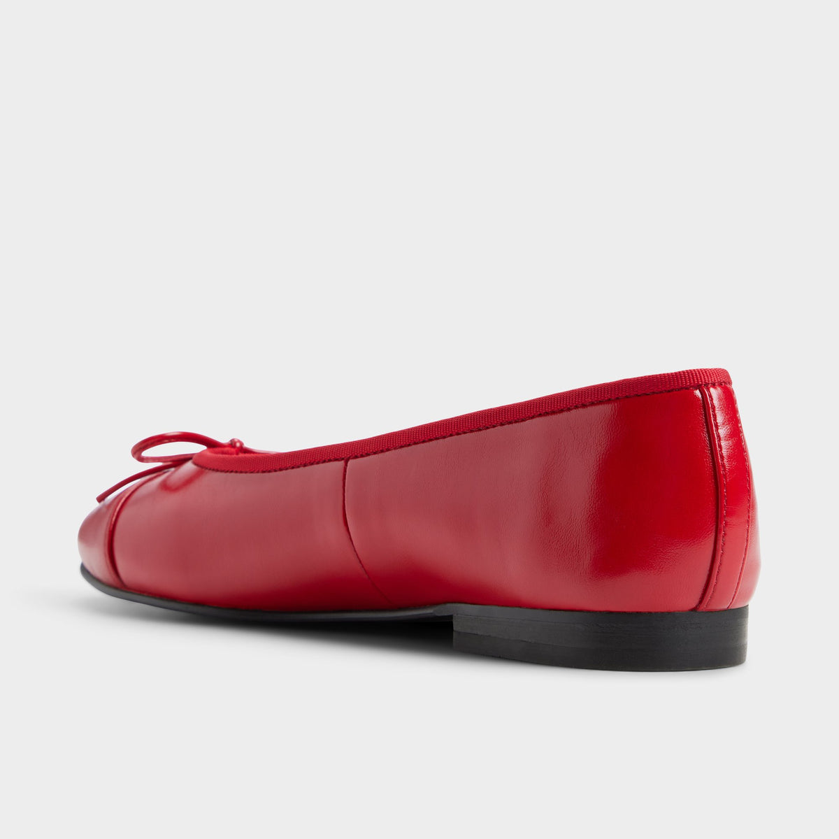 Vue latérale de Medium red Flavie